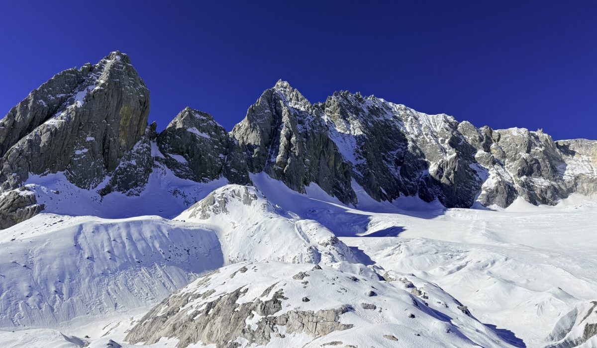 玉龙雪山